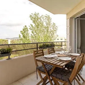 https://sirocco-bel-appartement-avec-exterieur-proche-des-plages.fr-provencehotel.com